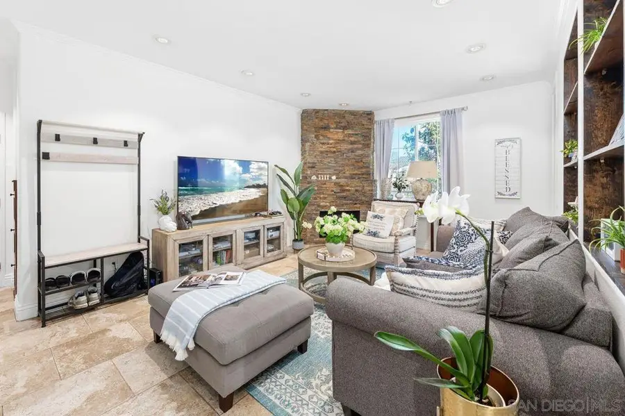 12366 Carmel Country Rd #207, San Diego, CA 92130 - #2