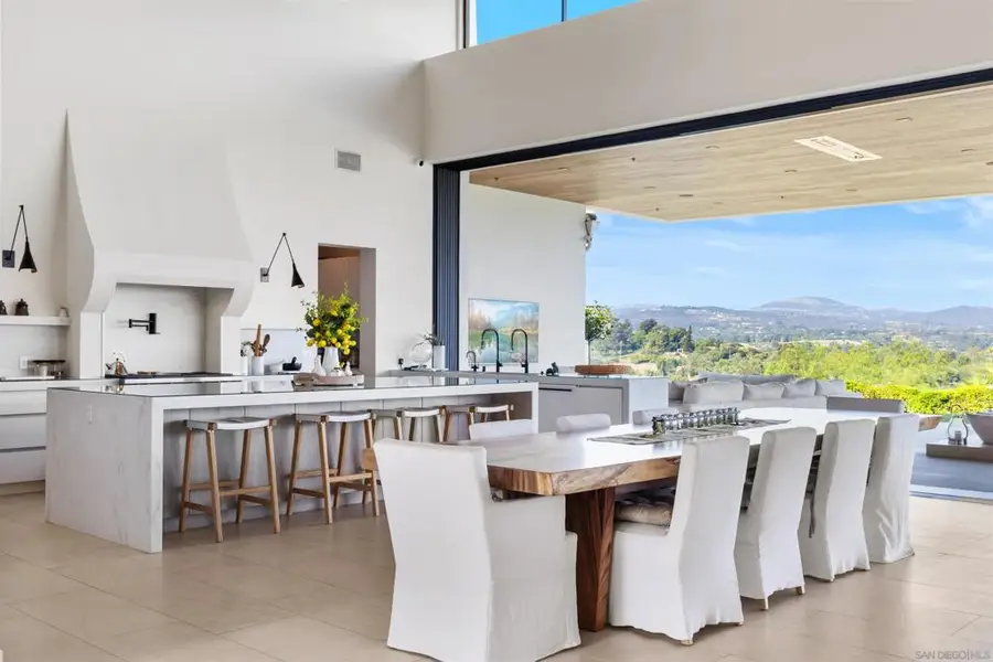 Address Withheld By Seller, Rancho Santa Fe, CA 92067 - #2