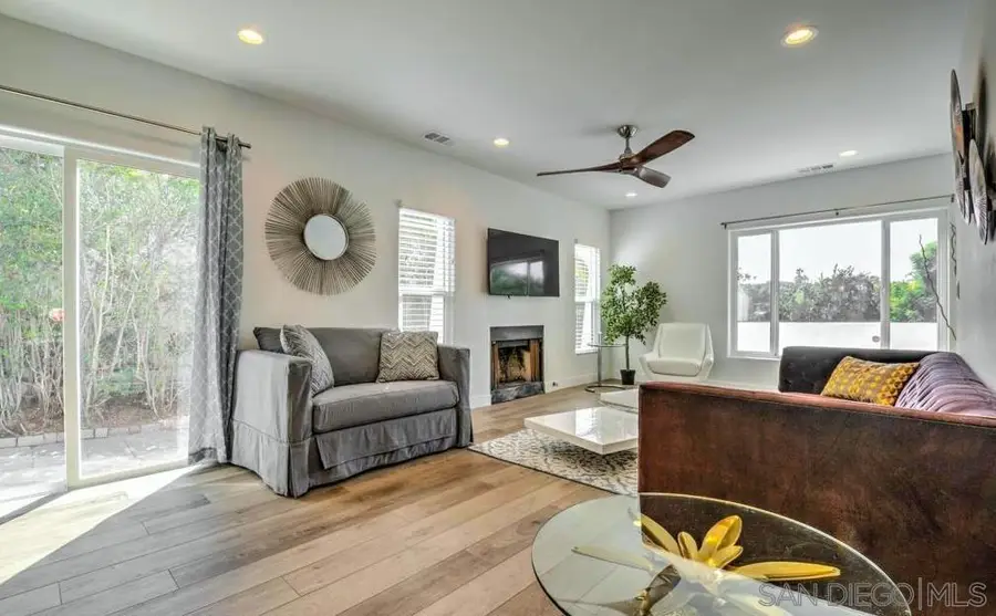 4671 Terrace Dr, San Diego, CA 92116 - #3