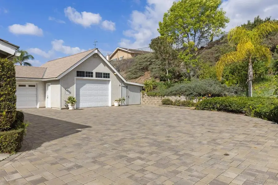 481 Stable Ridge St., El Cajon, CA 92019 - #3