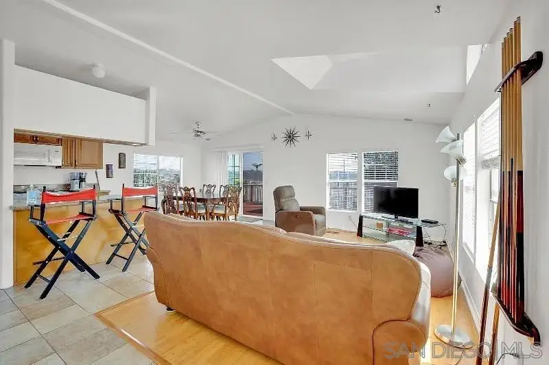 2239 Meadow Lark Drive, San Diego, CA 92123 - #3