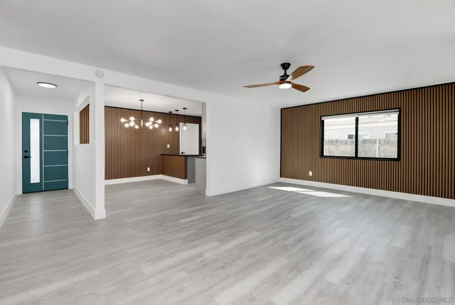 9125 Akard St, Spring Valley, CA 91977 - #3