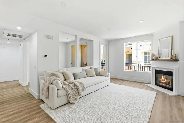 12372 Carmel Country Road #206, San Diego, CA 92130