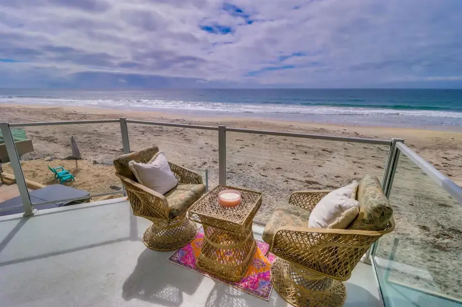1362 Seacoast Dr #F, Imperial Beach, CA 91932 - #2