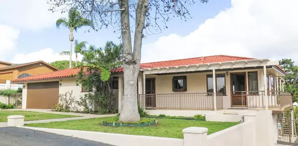 3861 S Grandview Pl, Bonita, CA 91902