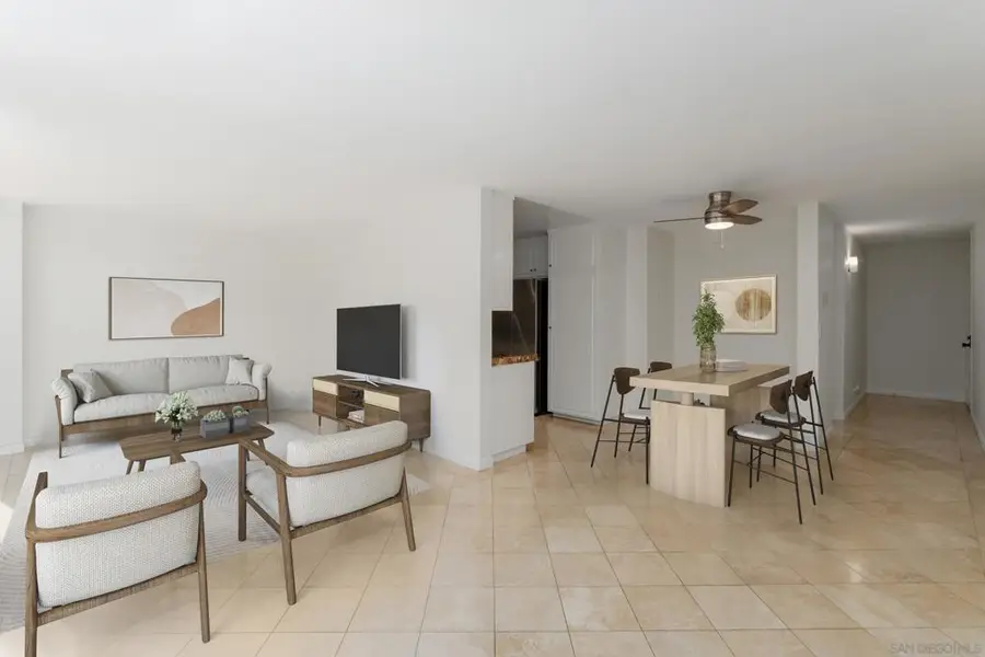 7811 Eads Avenue #206, La Jolla, CA 92037 - #3