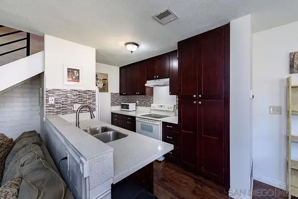 9855 Mission Greens Ct #3, Santee, CA 92071