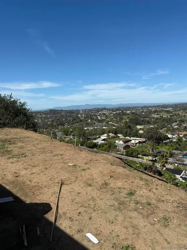 3246 Grand Ave, San Marcos, CA 92078