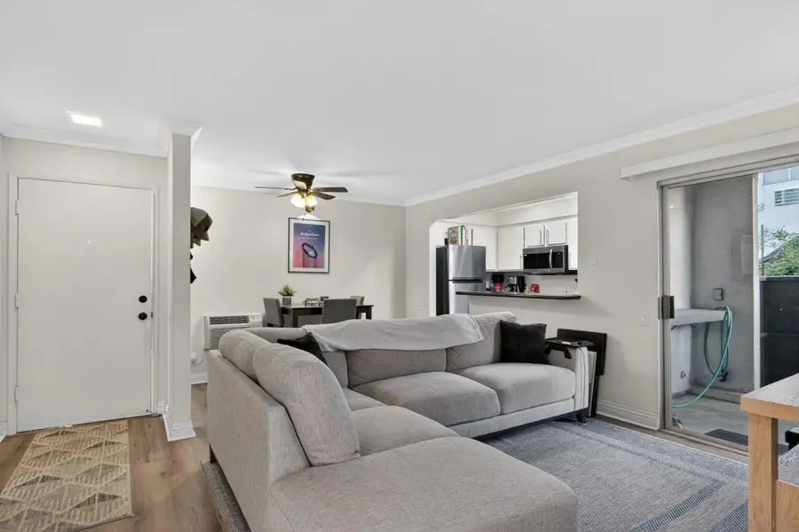 1353 Caminito Gabaldon #E, San Diego, CA 92108 - #3