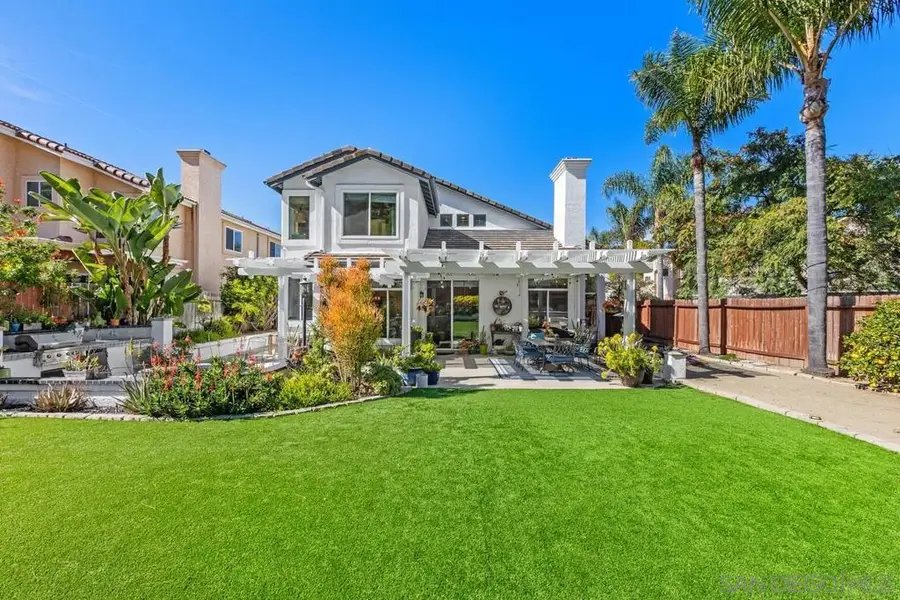 997 Masters Dr, Oceanside, CA 92057 - #2