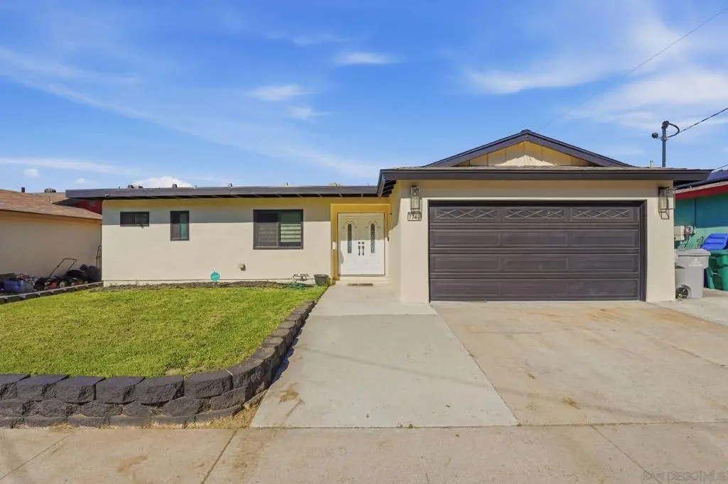 7742 Shorewood Dr, San Diego, CA 92114 - #1