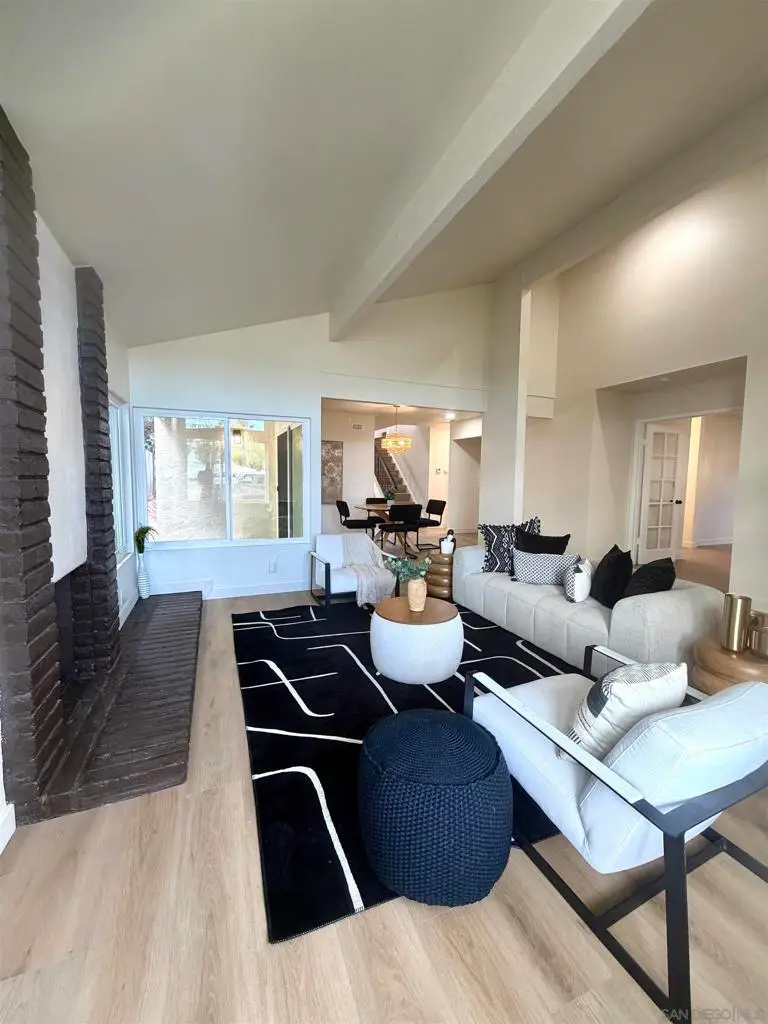 589 E J Street, Chula Vista, CA 91910 - #3