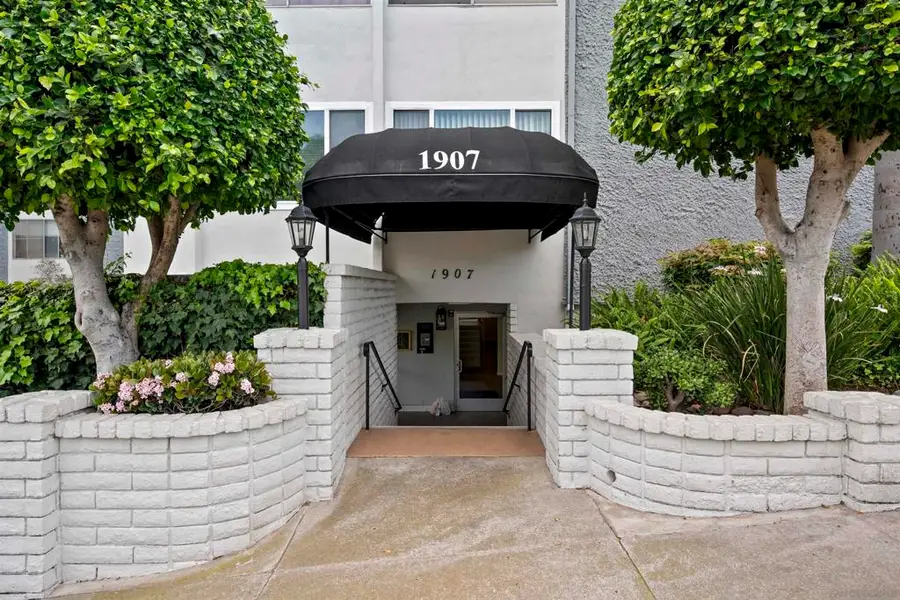 1907 Robinson Ave #309, San Diego, CA 92104 - #2