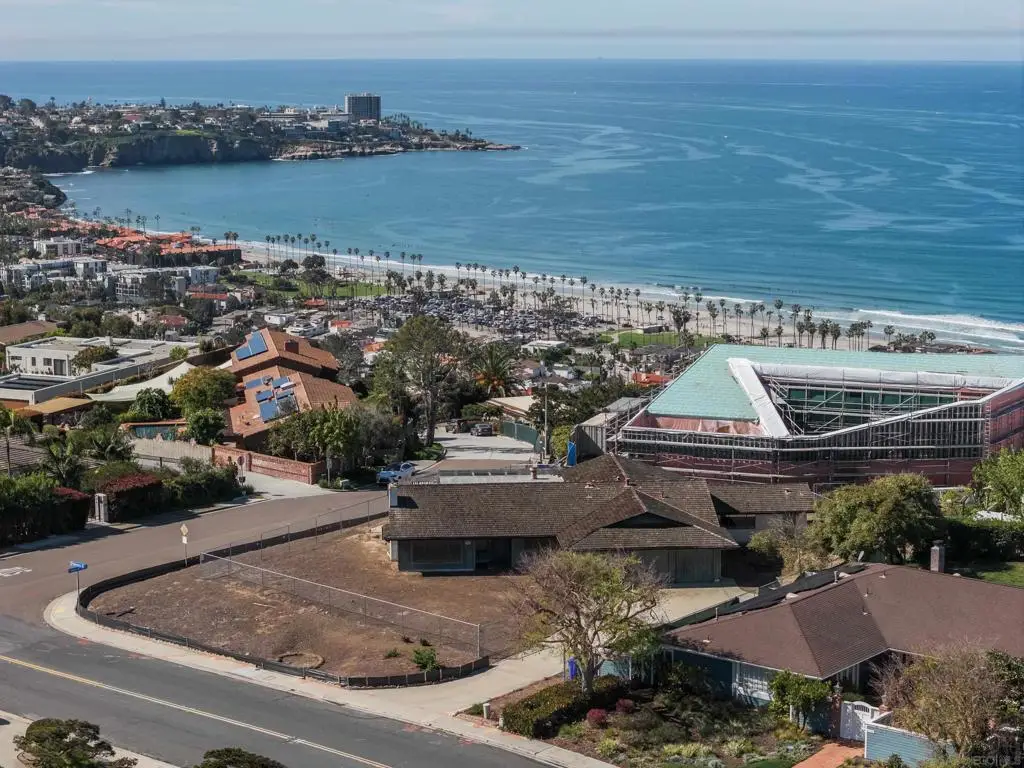 8504 Prestwick Dr, La Jolla, CA 92037 - #1