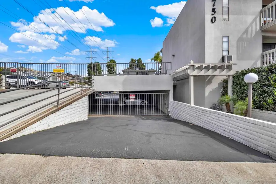 5750 Friars Rd #109, San Diego, CA 92110 - #3