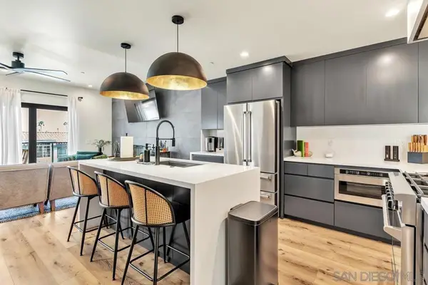 806 N Cleveland St Unit 2 #Unit 2 - The Star, Oceanside, CA 92054