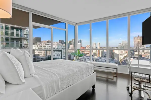 555 Front St. #1501, San Diego, CA 92101