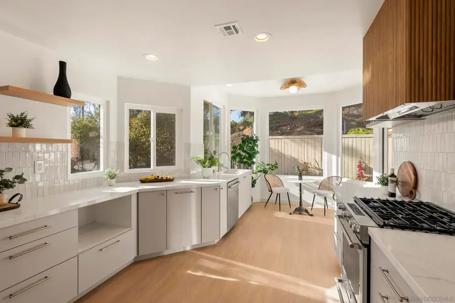 Address Withheld By Seller, La Jolla, CA 92037 - #2