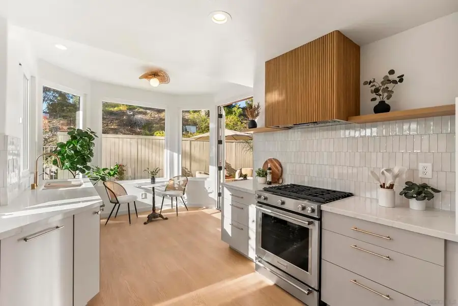 Address Withheld By Seller, La Jolla, CA 92037 - #3