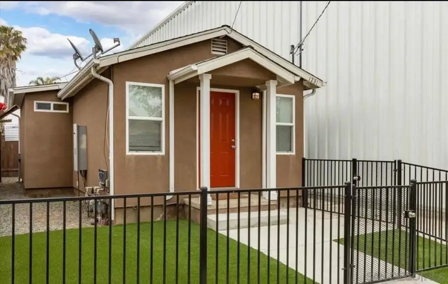1231 33 Hoover Ave, National City, CA 91950 - #2
