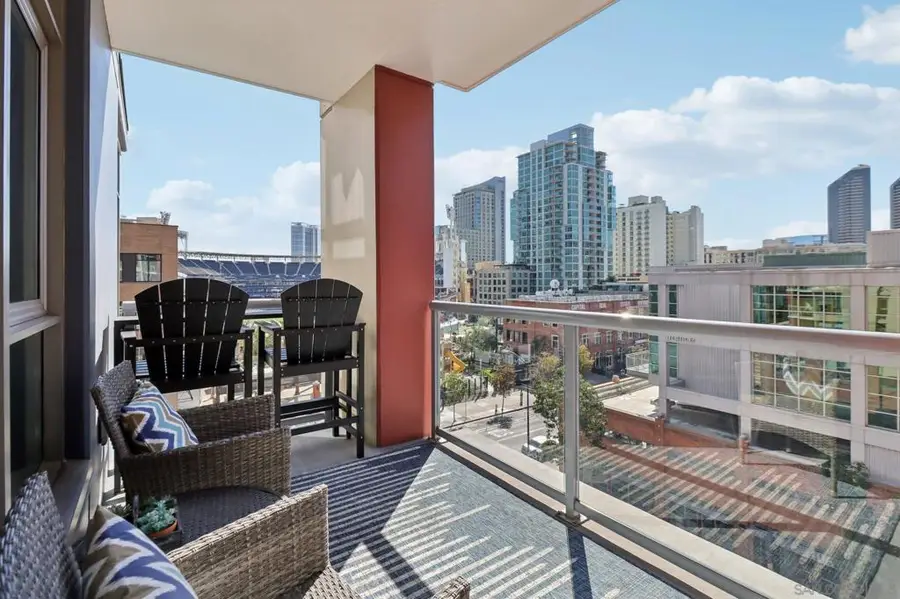 427 9th Ave #504, San Diego, CA 92101 - #3