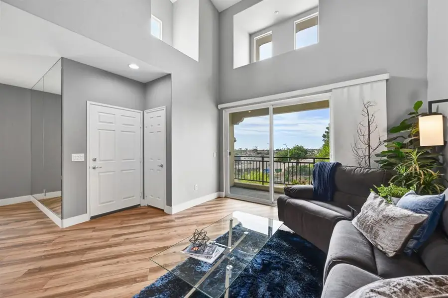 4062 Union Square Ln, San Diego, CA 92105 - #3