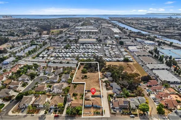 160 N Del Mar Ave, Chula Vista, CA 91910