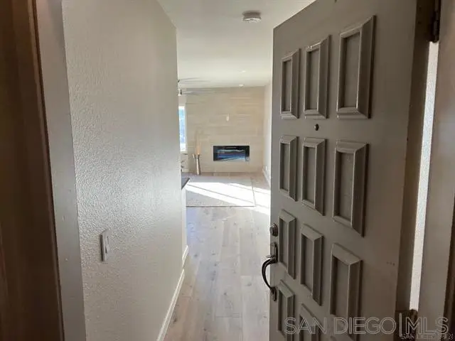 10325 Caminito Cuervo #204, San Diego, CA 92108 - #2