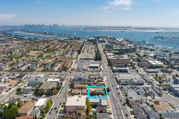 3046 Nimitz Blvd, San Diego, CA 92106