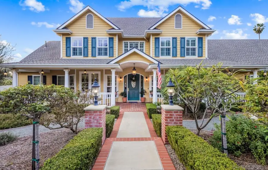 2035 Mango Glen, Vista, CA 92084 - #2