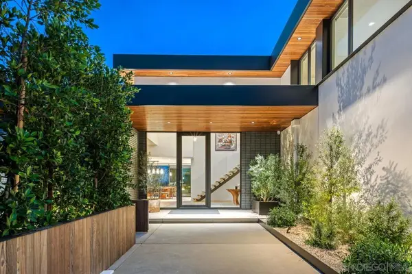 2261 Hercules Drive, Los Angeles, CA 90046