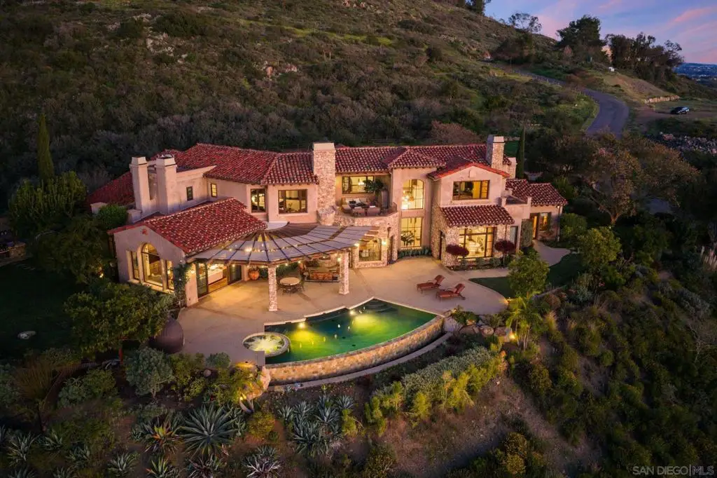 19557 Fortuna Del Este, Escondido, CA 92029 - #1