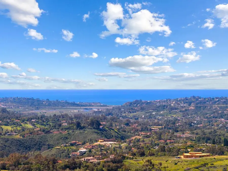 19557 Fortuna Del Este, Escondido, CA 92029 - #3