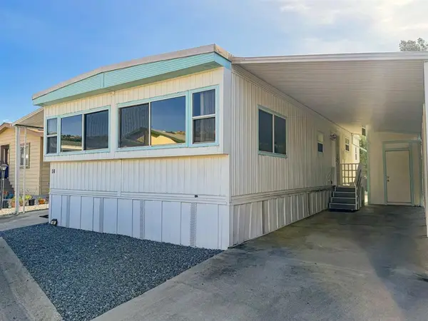 8712 N Magnolia Ave Space 82 #82, Canyon Areas, CA 92071