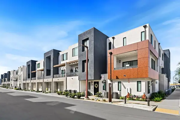 2066 Vela Ln, San Diego, CA 92154