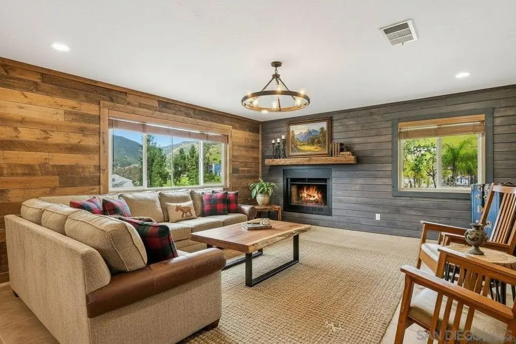 1861 Vista De La Montana, El Cajon, CA 92019 - #1