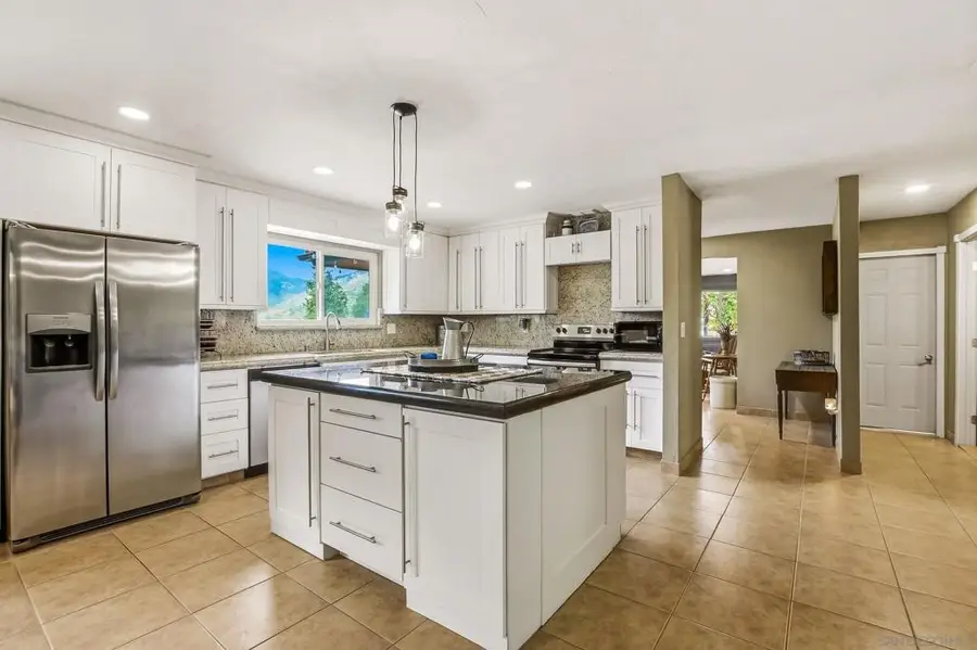 1861 Vista De La Montana, El Cajon, CA 92019 - #3