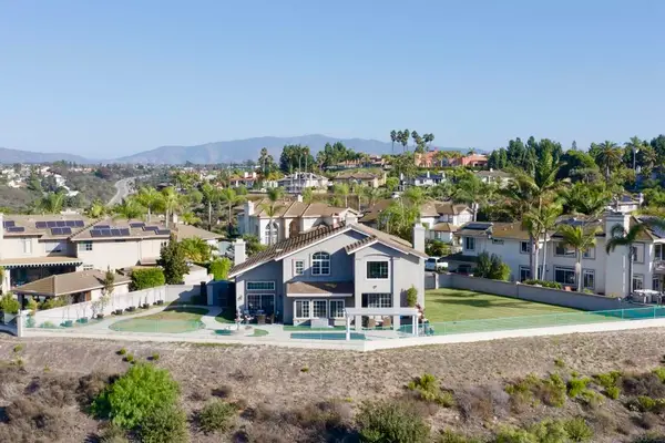 454 Acero Pl, Chula Vista, CA 91910