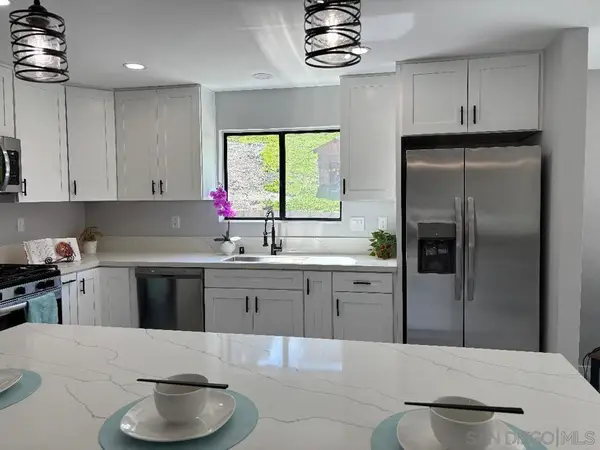 9211 Todos Santos Drive, Santee, CA 92071