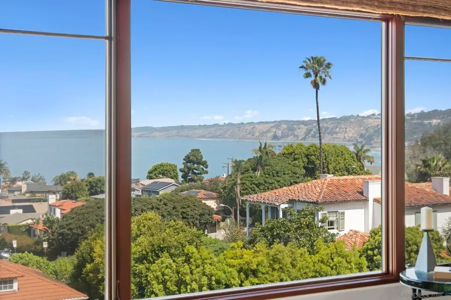 1745 Amalfi St, La Jolla, CA 92037 - #3