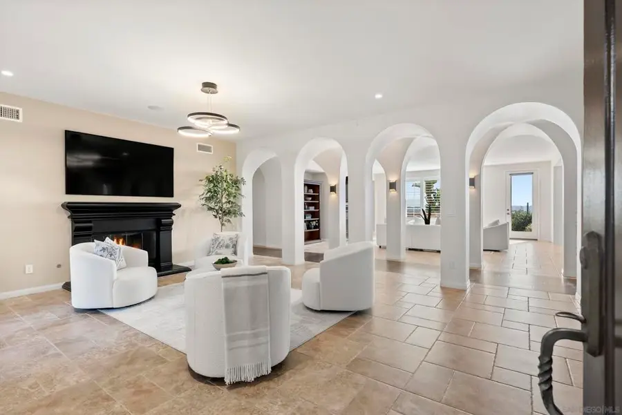 7663 Circulo Sequioa, Carlsbad, CA 92009 - #3