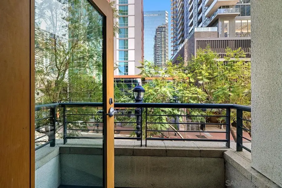 425 W Beech Street #303, San Diego, CA 92101 - #2