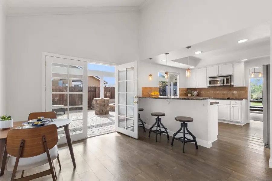 761 Rocking Horse Rd, Vista, CA 92081 - #2
