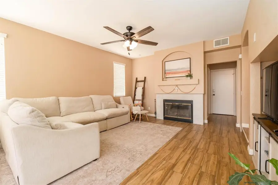 40976 Cardinal Flower Dr., Murrieta, CA 92562 - #3