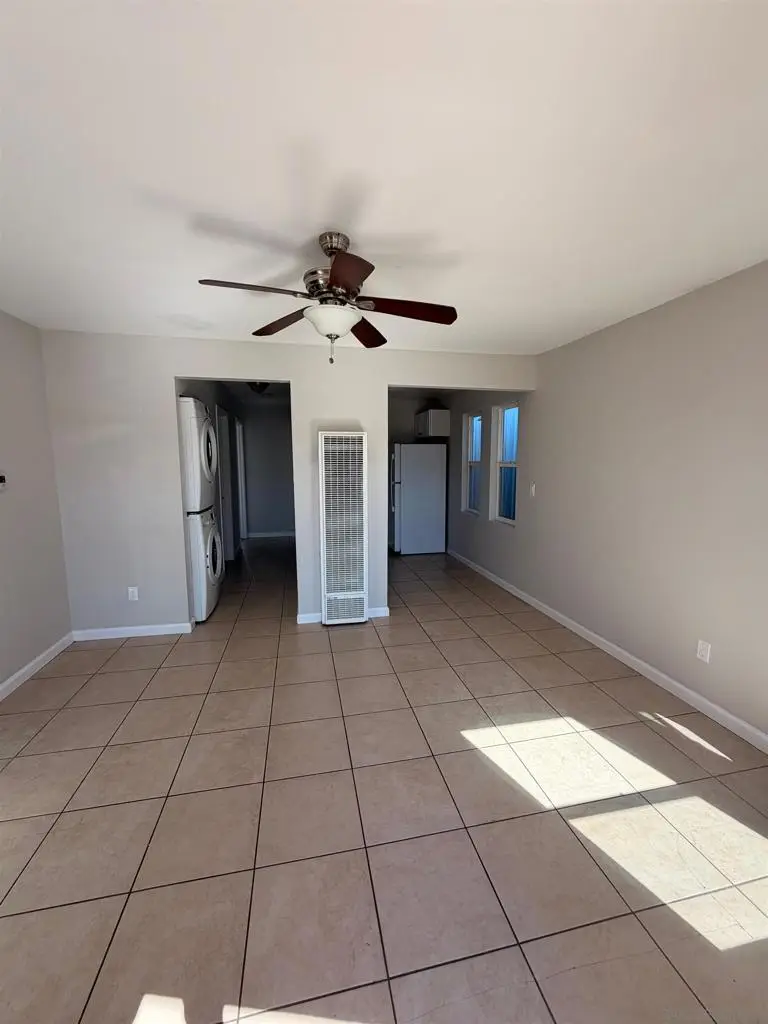 33 Hoover Ave, National City, CA 91950 - #3