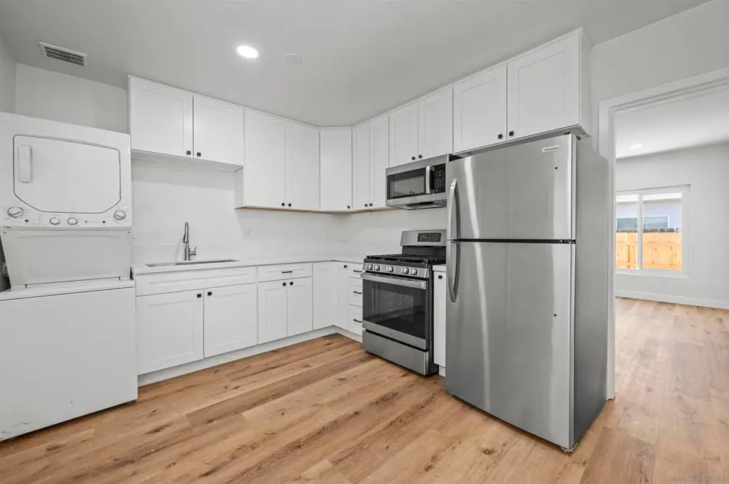 6979 Amherst, San Diego, CA 92115 - #1