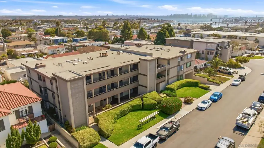 3130 Avenida De Portugal #102, San Diego, CA 92106 - #2