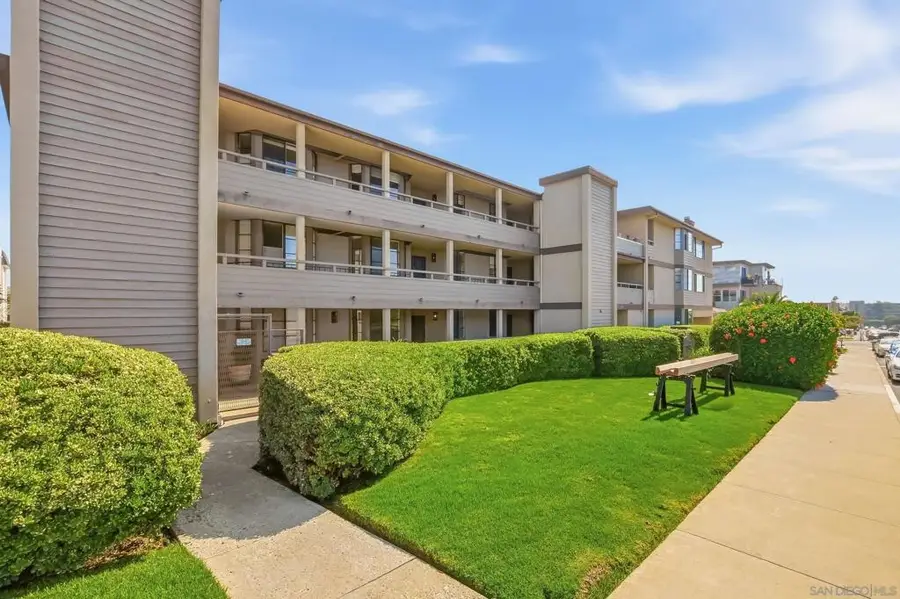 3130 Avenida De Portugal #102, San Diego, CA 92106 - #3