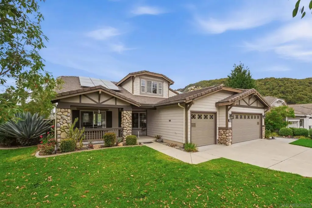 3204 Meadow Creek, Escondido, CA 92027 - #1