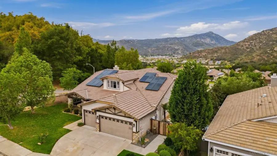 3204 Meadow Creek, Escondido, CA 92027 - #2